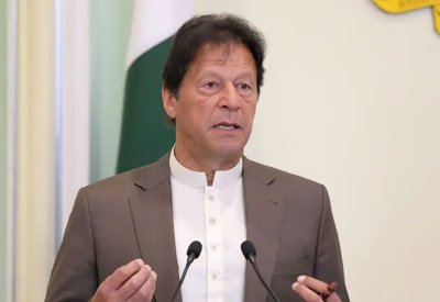 باكستان.. القضاء يقرر استمرار احتجاز عمران خان 8 أيام