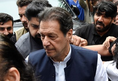 بعد اعتقال عمران خان.. ماذا ينتظره الساعات القادمة؟
