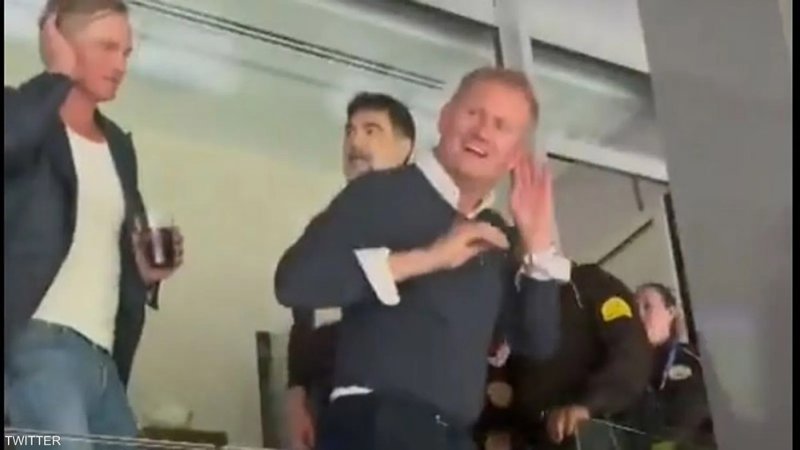 بالفيديو: طرد والد هالاند من مباراة ريال مدريد لهذا السبب!