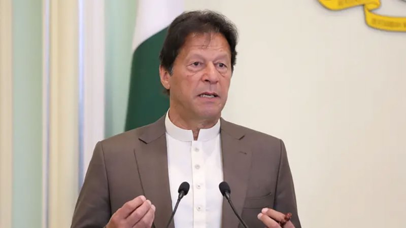 باكستان.. القضاء يقرر استمرار احتجاز عمران خان 8 أيام