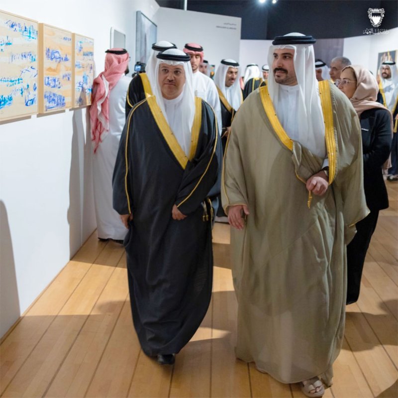 سمو الشيخ محمد بن سلمان بن حمد يفتتح معرض البحرين السنوي للفنون التشكيلية التاسع والأربعين