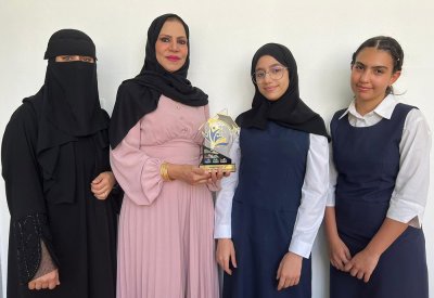 ثانوية الاستقلال تحصد جائزة الابتكار من المعرض العالمي (GHEDEX)