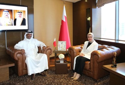 وزيرة شؤون الشباب تطلع على خطط وبرامج جمعية البحرين لهواة اللاسلكي