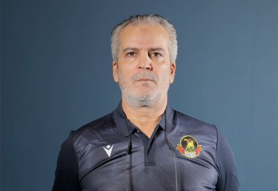 إلى متى يستمر عقد شكيلي مع طائرة الأهلي؟