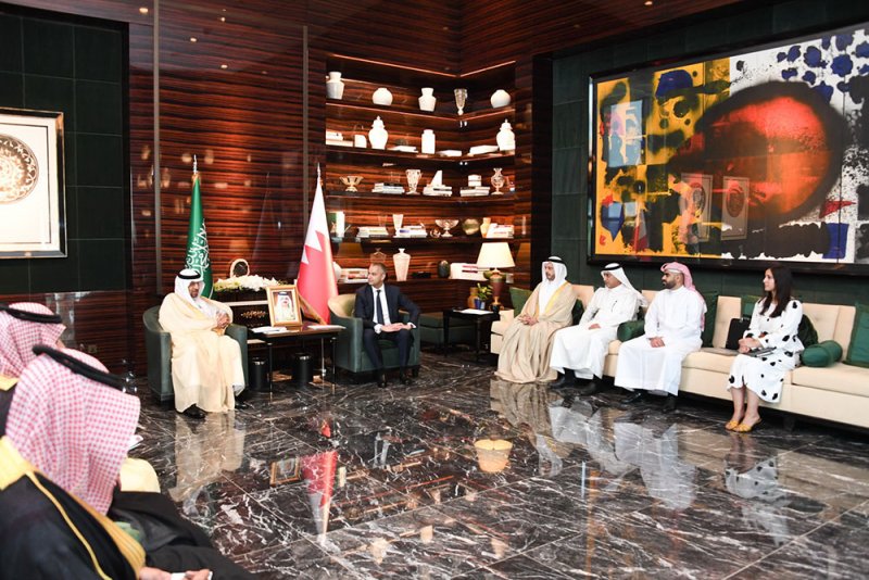 الرئيس التنفيذي لمجلس التنمية الاقتصادية يلتقي وزير الاستثمار السعودي