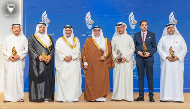 الفائزون بالجائزة .. جائزة رئيس مجلس الوزراء للصحافة وسام شرف استثنائي لتقدير العمل الصحفي