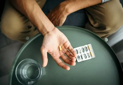 الصحة العالمية تحذر: استخدام المضادات الحيوية مهم.. بشروط