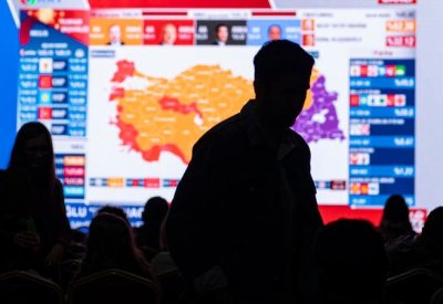 انتخابات رئاسة تركيا إلى جولة إعادة.. المؤشرات تحسمها