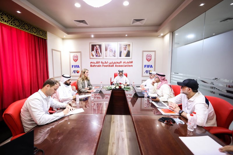 لجنة تقنية "VAR" تواصل اجتماعاتها مع الشركة المشغلة