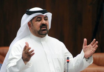 600 ألف أجنبي يعملون في البحرين.. والإحلال ضرورة