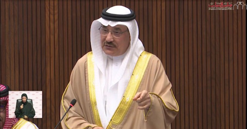 فرض 500 دينار عن كل أجنبي يوظفه صاحب العمل خارج نطاق نسبة البحرنة المفروضة عليه