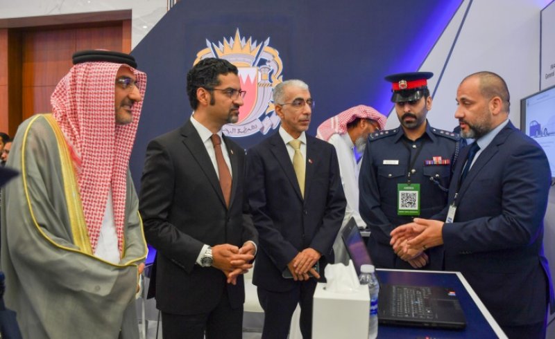 وزير شؤون البلديات والزراعة يفتتح النسخة السادسة من مؤتمر البحرين للمدن الذكية 2023