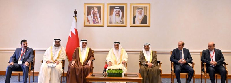 نائب رئيس مجلس الوزراء: البحرين حريصة على دعم المبادرات المعززة للحوار والتواصل بين الشعوب والتعبير عنها بالوسائل الديمقراطية