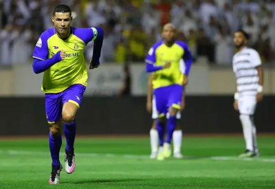رونالدو وتاليسكا يقودان النصر للفوز على الطائي