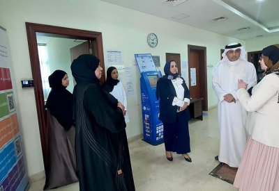 وزيرة الصحة تقوم بزيارة تفقدية إلى قسم مراقبة الاغذية بميناء خليفة بن سلمان