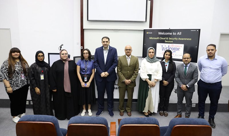 طلبة جامعة البحرين يتعرفون الفرص التدريبية للشهادات الاحترافية في مجال أمن الحوسبة السحابية 