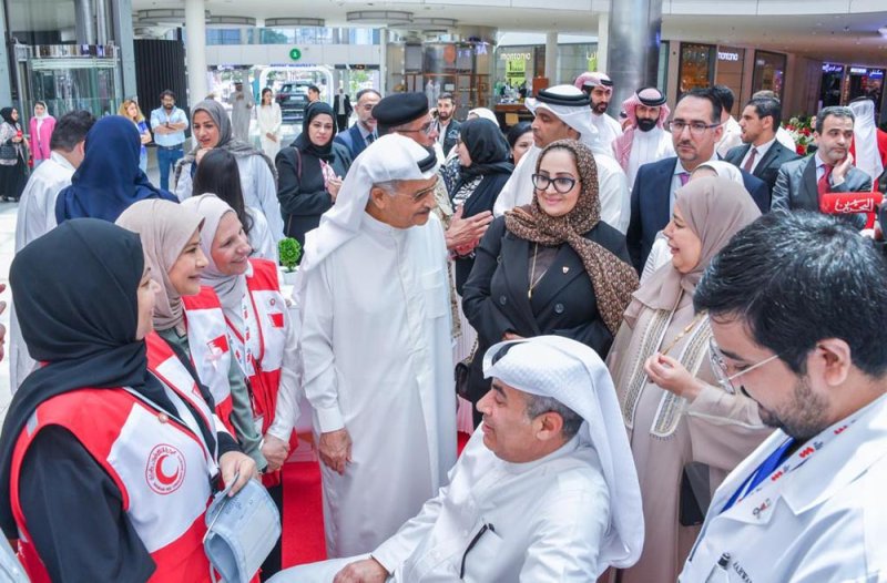 رئيس المجلس الأعلى للصحة يفتتح فعاليات حملة الكشف عن ارتفاع ضغط الدم في مملكة البحرين
