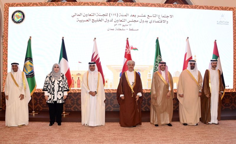 وزير المالية والاقتصاد الوطني: أهمية المضي قدماً في تنفيذ المشاريع الخليجية المشتركة في مختلف المجالات بما يعزز القدرات على مواجهة التحديات العالمية