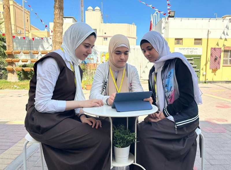 فريق "رقميات" يتميز في تعزيز استخدام التكنولوجيا بإعدادية الرفاع الشرقي