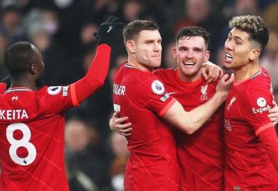 ليفربول يعلن رحيل 4 من نجومه نهاية الموسم الجاري