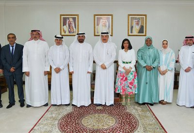 وزير العمل يلتقي رئيس وأعضاء المجلس التنفيذي الجديد للاتحاد الحر