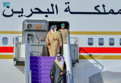 بالفيديو والصور: جلالة الملك المعظم يصل إلى جدة للمشاركة في القمة العربية