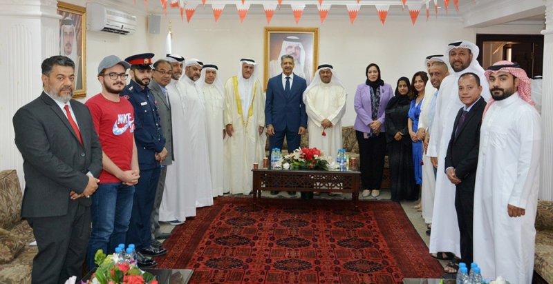 محافظ الشمالية يستقبل الأهالي في مجلس المحافظة الأسبوعي