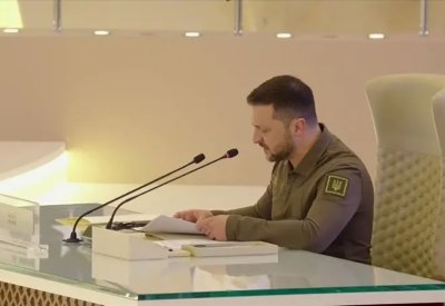 زيلينسكي أمام القمة العربية: نثمن الوساطة السعودية للإفراج عن الأسرى
