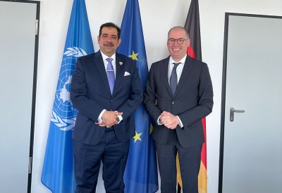 سفير البحرين في برلين يجتمع مع وزير الدولة بوزارة التعاون الاقتصادي والتنمية الدولية في جمهورية ألمانيا الاتحادية
