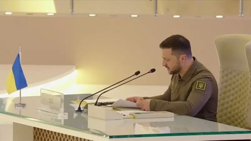 زيلينسكي أمام القمة العربية: نثمن الوساطة السعودية للإفراج عن الأسرى