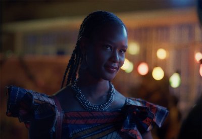 جمهور مهرجان كان السينمائي يحتفي بالفيلم السوداني وداعًا جوليا
