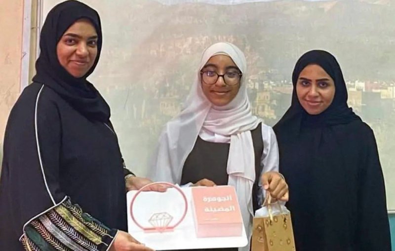 جائزة الجوهرة المضيئة ترفع نسبة الإتقان والتفوق في اللغة العربية