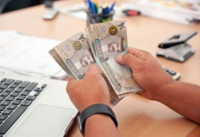 5765.8 مليون دينار قيمة القروض الموجهة للأفراد حتى فبراير 2023