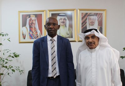 الهلال الأحمر البحريني يتبرع بـ 100 ألف دولار مساعدة إغاثية للشعب السوداني