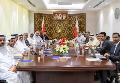 رئيس الأوقاف الجعفرية يستقبل النائب الأول لرئيس مجلس النواب وعدد من ممثلي مآتم منطقة عالي