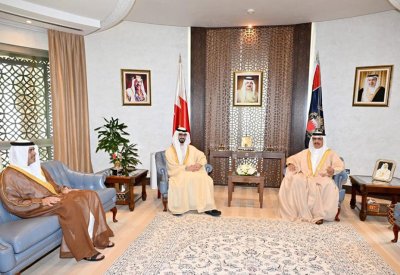 وزير الداخلية يبحث مع سفير دولة الإمارات تعزيز التعاون الأمني بين البلدين