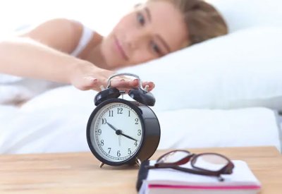 مفاجأة صادمة.. هذا مقدار ما يحتاجه جسمك من الراحة يومياً