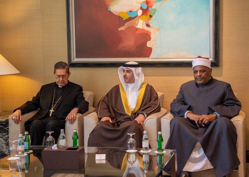 وزير العدل يلتقي باللجنة الدائمة للحوار الإسلامي المسيحي بين مجلس حكماء المسلمين والفاتيكان