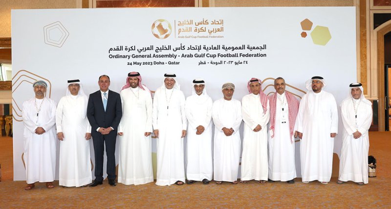علي بن خليفة يترأس وفد البحرين في العمومية الخليجية
