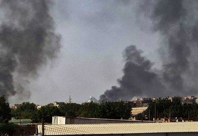 السودان.. معارك عنيفة وممرات إنسانية "غائبة"
