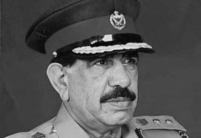 رحل بعد 32 عاما في خدمة الوطن.. العقيد متقاعد فايز ملك نموذج للالتزام في العمل الأمني
