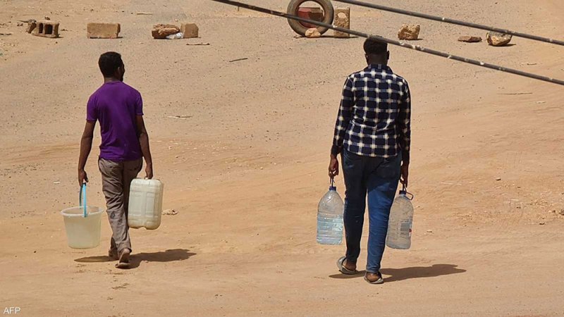 مخاطر البقاء والرحيل.. سودانيون أمام خيارات صعبة