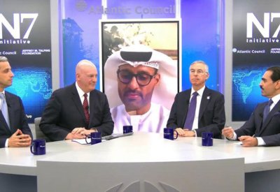سفير البحرين لدى الولايات المتحدة الأمريكية يشارك في جلسة الطاولة المستديرة حول الأمن السيبراني