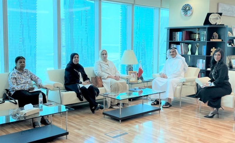 وزير التنمية الاجتماعية: دعم جهود الاتحاد النسائي البحريني التنموية