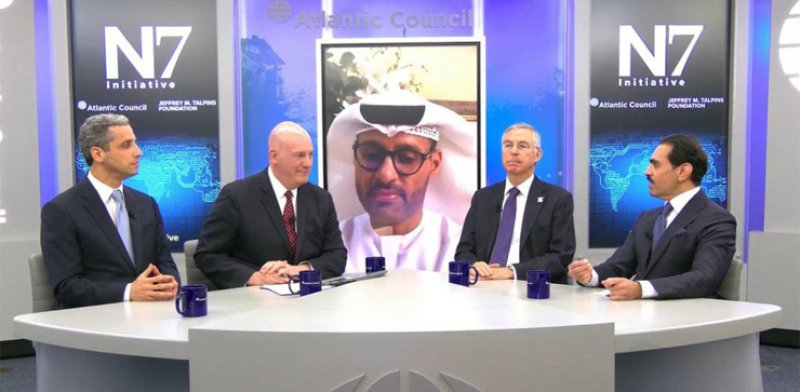 سفير البحرين لدى الولايات المتحدة يشارك في جلسة الطاولة المستديرة حول الأمن السيبراني
