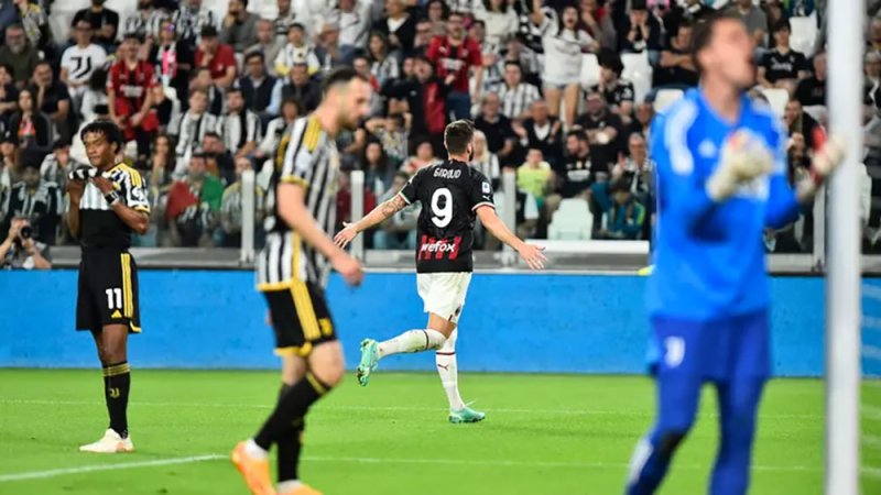 ميلان يهزم يوفنتوس ويحسم تأهله إلى دوري الأبطال