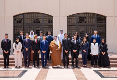 سمو ولي العهد رئيس مجلس الوزراء: بالعلم والمعرفة تتحقق الطموحات ومراتب النجاح وتقدم الوطن ورفعة شأنه
