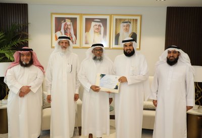 رئيس مجلس الأوقاف السنية يكرم الفائزين في المسابقة الرمضانية الثانية في تفسير القرآن الكريم التي نظمتها إدارة الأوقاف السنية 