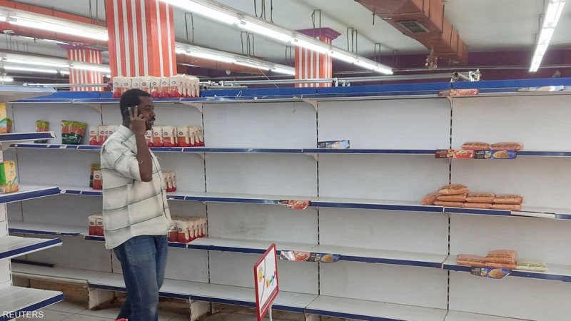السودان.. نهب 17 ألف طن من المساعدات الغذائية