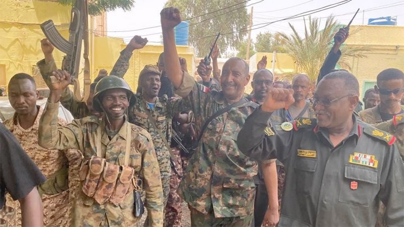 البرهان: الجيش السوداني لم يستخدم بعد "كامل قوته المميتة"
